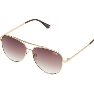 Quay Australia Oasis Sunglasses / NWT / Gold Brown